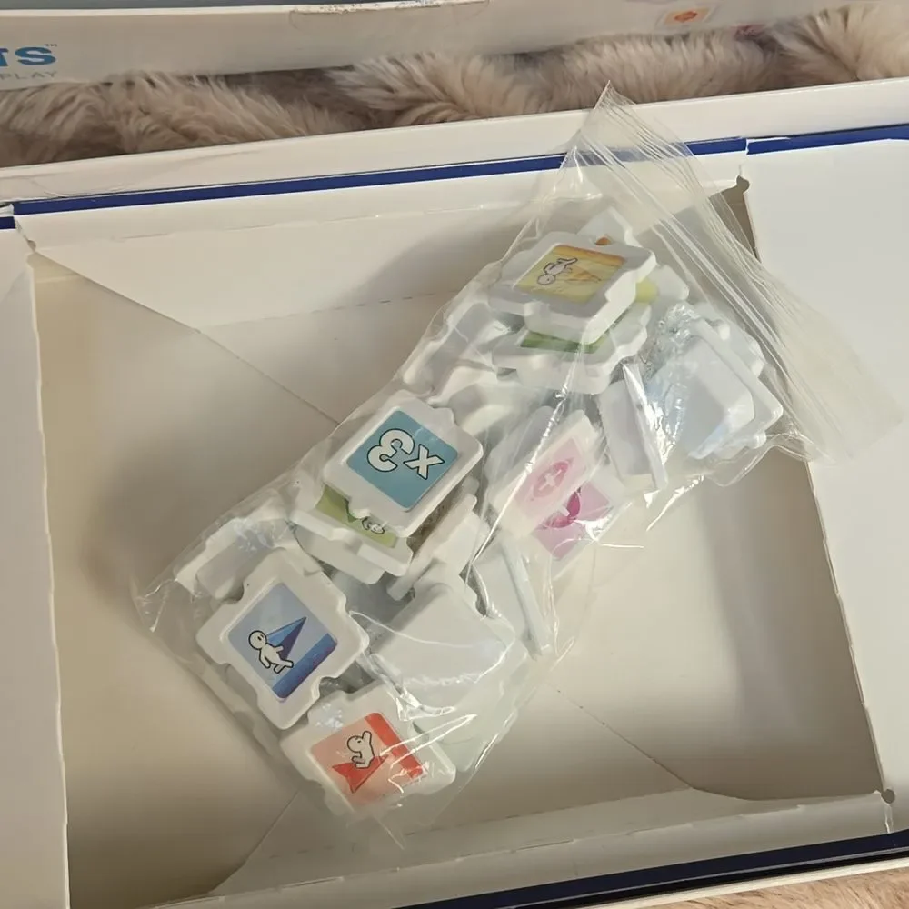 Puzzlets Starter Set Game Console - Picture 4 of 11